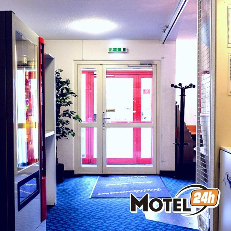 Motel 24H Kassel Eksteriør billede