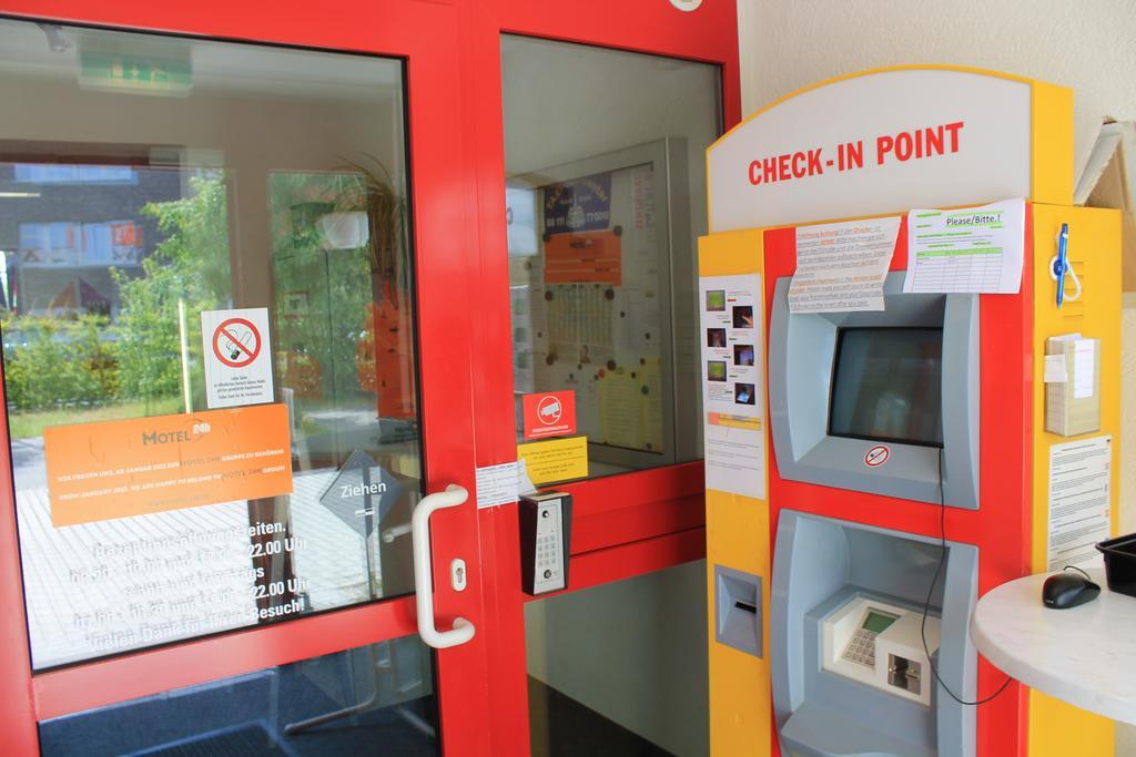 Motel 24H Kassel Eksteriør billede