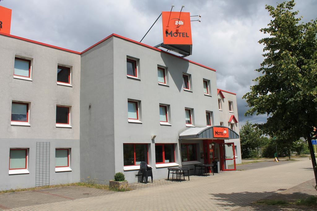 Motel 24H Kassel Eksteriør billede